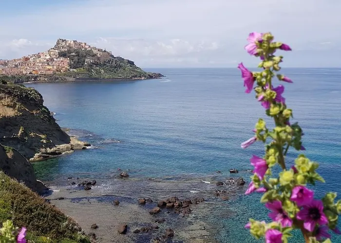 “cielo E Mare”, Casetta Nel Cuore Del Borgo Antico / “sky & Sea”, Charming In The Heart Of Old Village *