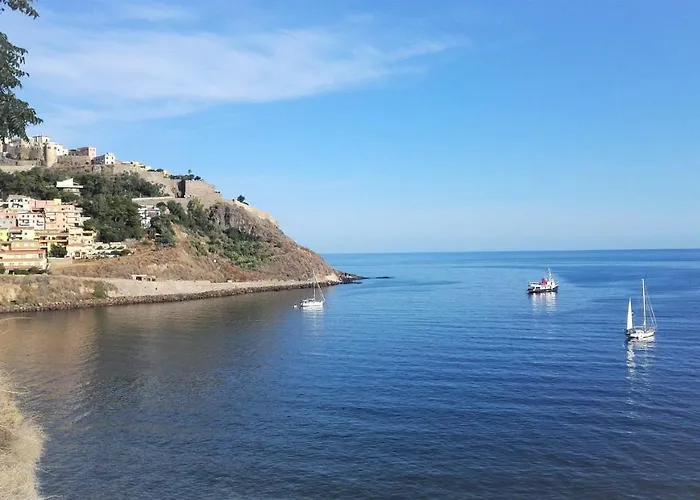 “cielo E Mare”, Casetta Nel Cuore Del Borgo Antico / “sky & Sea”, Charming In The Heart Of Old Village *
