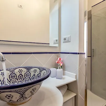 “cielo E Mare”, Casetta Nel Cuore Del Borgo Antico / “sky & Sea”, Charming In The Heart Of Old Village * Castelsardo