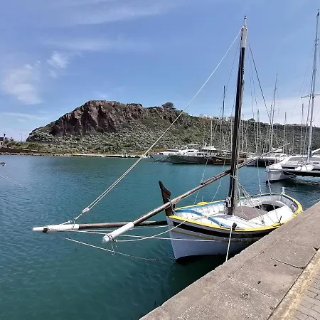 דירה “cielo E Mare”, Casetta Nel Cuore Del Borgo Antico / “sky & Sea”, Charming In The Heart Of Old Village