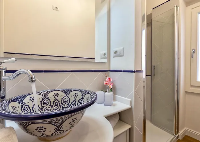 “cielo E Mare”, Casetta Nel Cuore Del Borgo Antico / “sky & Sea”, Charming In The Heart Of Old Village * Castelsardo