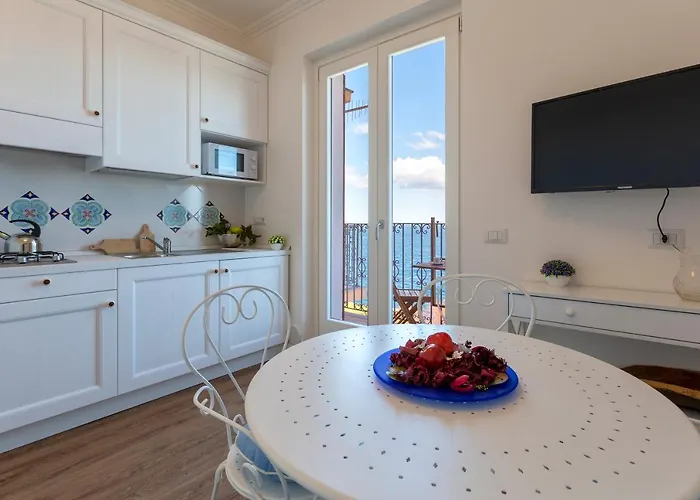 “cielo E Mare”, Casetta Nel Cuore Del Borgo Antico / “sky & Sea”, Charming In The Heart Of Old Village 卡斯特尔萨多